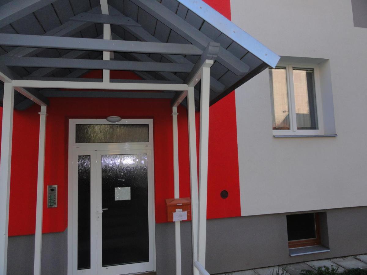 Apartman Sluka Jilemnice Exterior foto