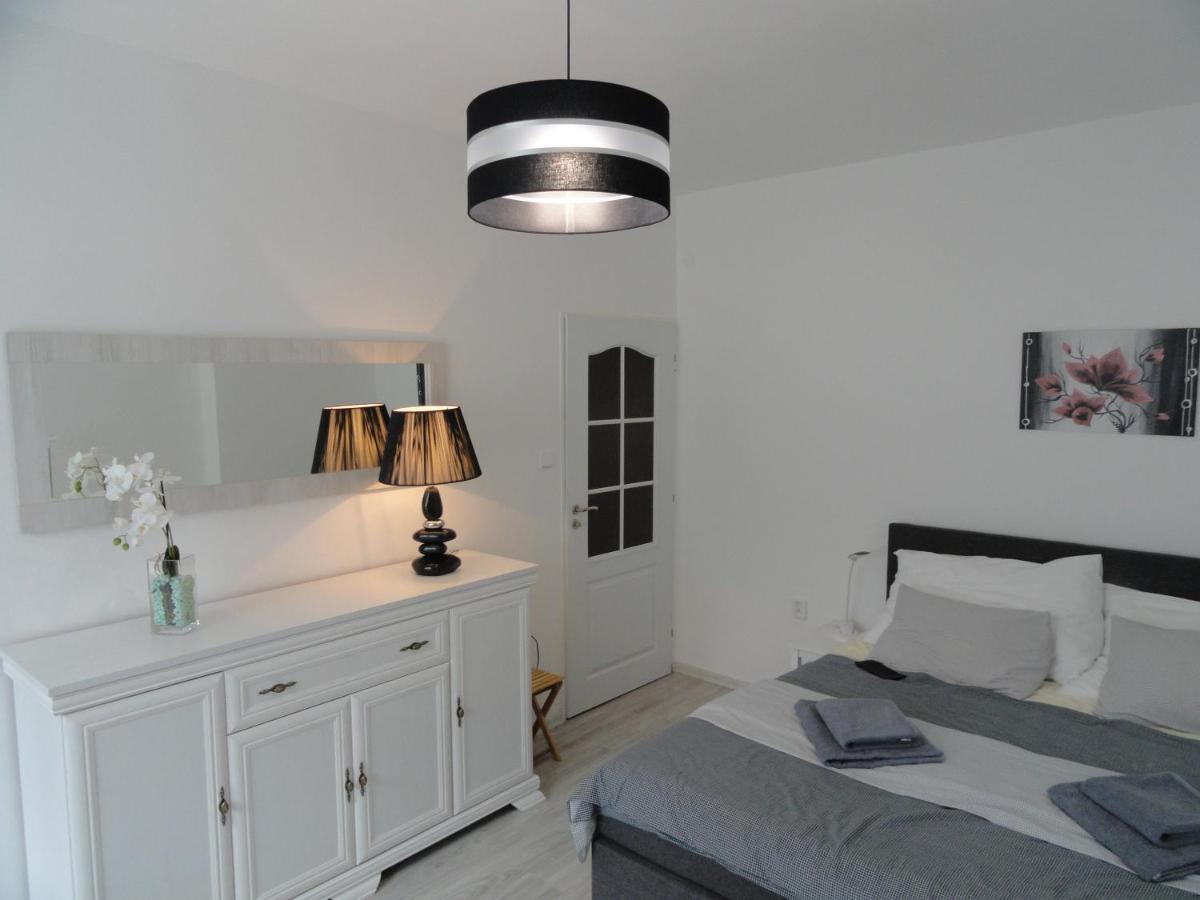Apartman Sluka Jilemnice Exterior foto